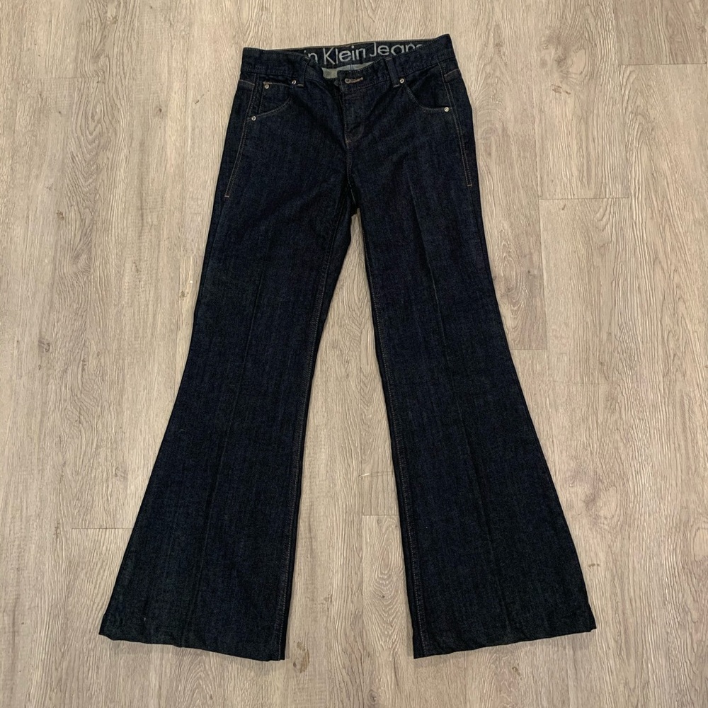 Calvin Klein High-Rise Flared Jeans 27 NWOT